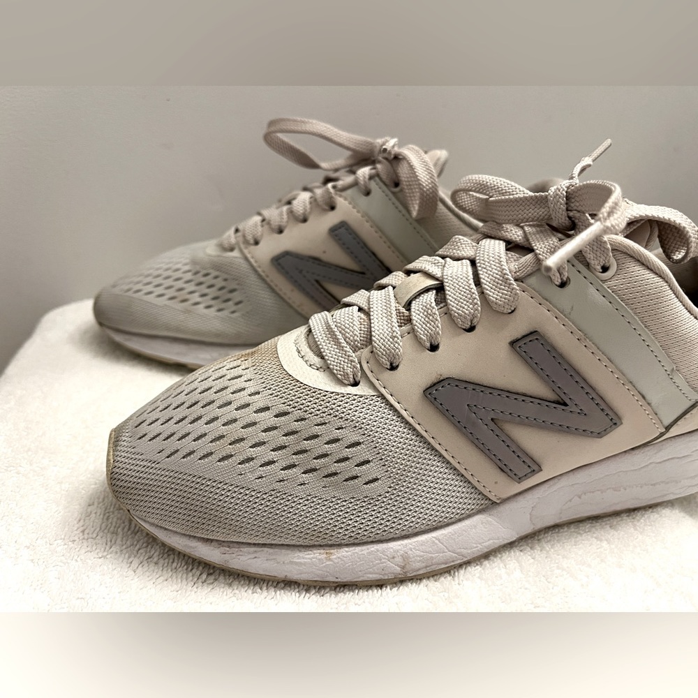 Grey/Beige New Balance Sneakers